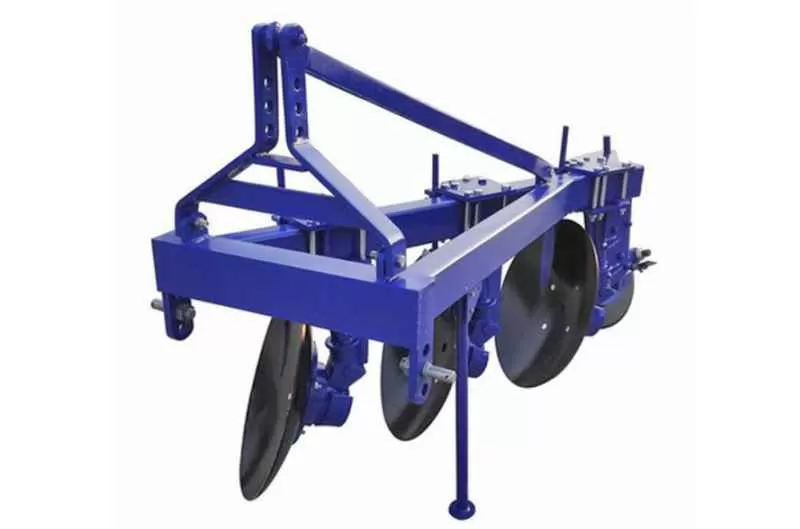 Single way disc plough