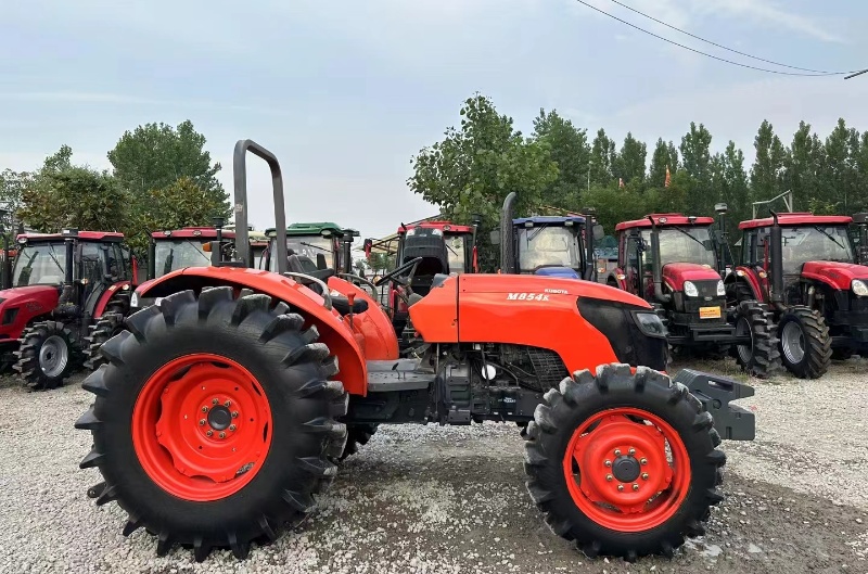 KUBOTA M854K/M854KQ TRACTOR